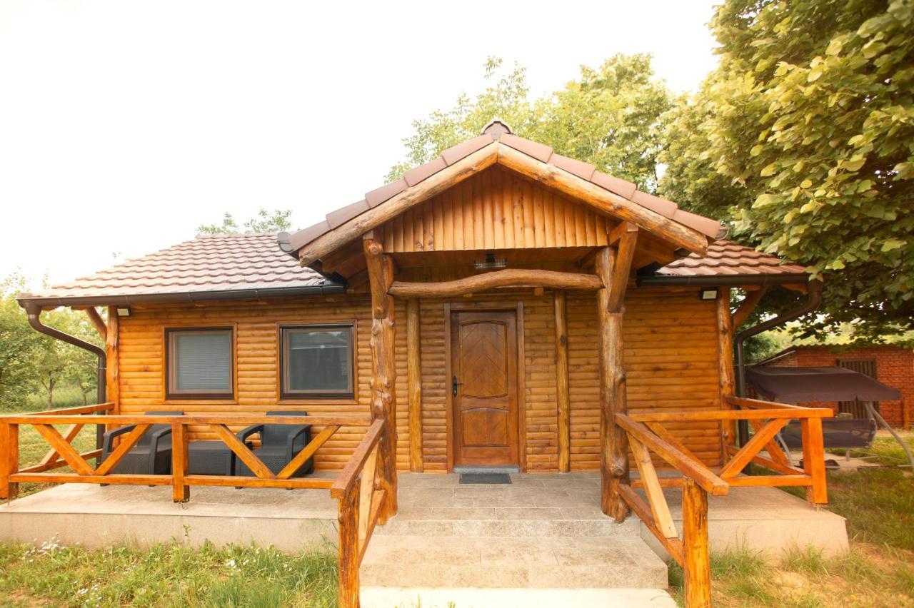 Brvnara Aurora Vista Villa Velika Remeta Exterior photo